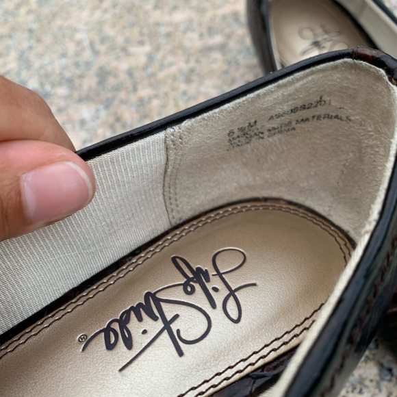 Two tones shoes - Picture 2 of 5